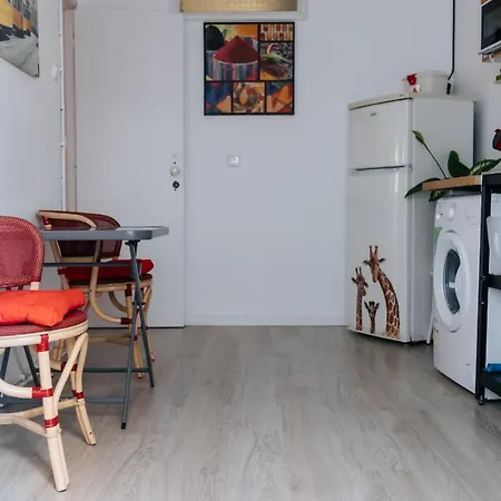 ゲストハウス Daniela's Central 201