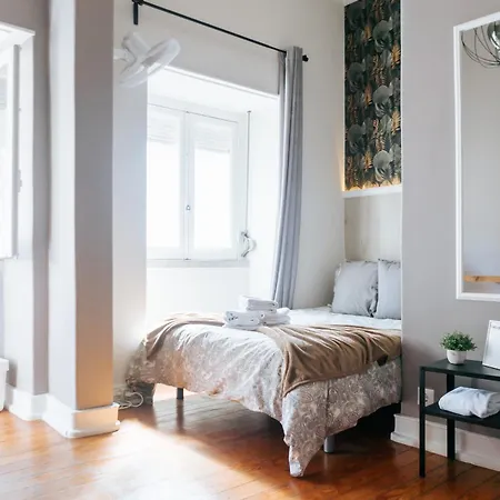 Daniela's Central 201 בית הארחה